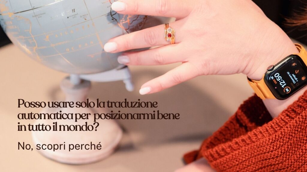 Mano che tocca un mappamondo seo sito multilingua